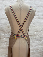 Load image into Gallery viewer, DZ Retail Bib Apron
