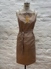 Load image into Gallery viewer, DZ Retail Bib Apron

