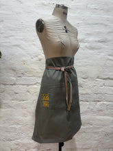 Load image into Gallery viewer, DZ Waist Apron for Waiters/Waitresses
